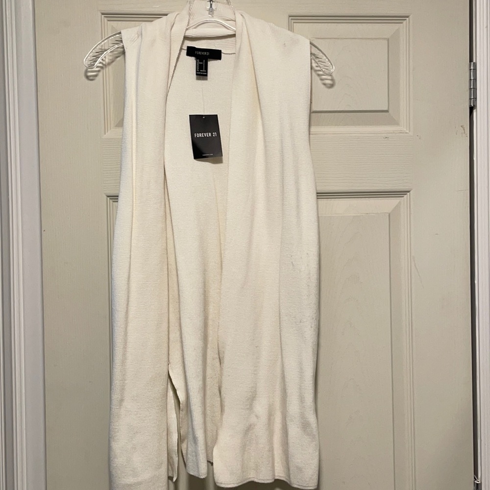 White cream cartigan sweater